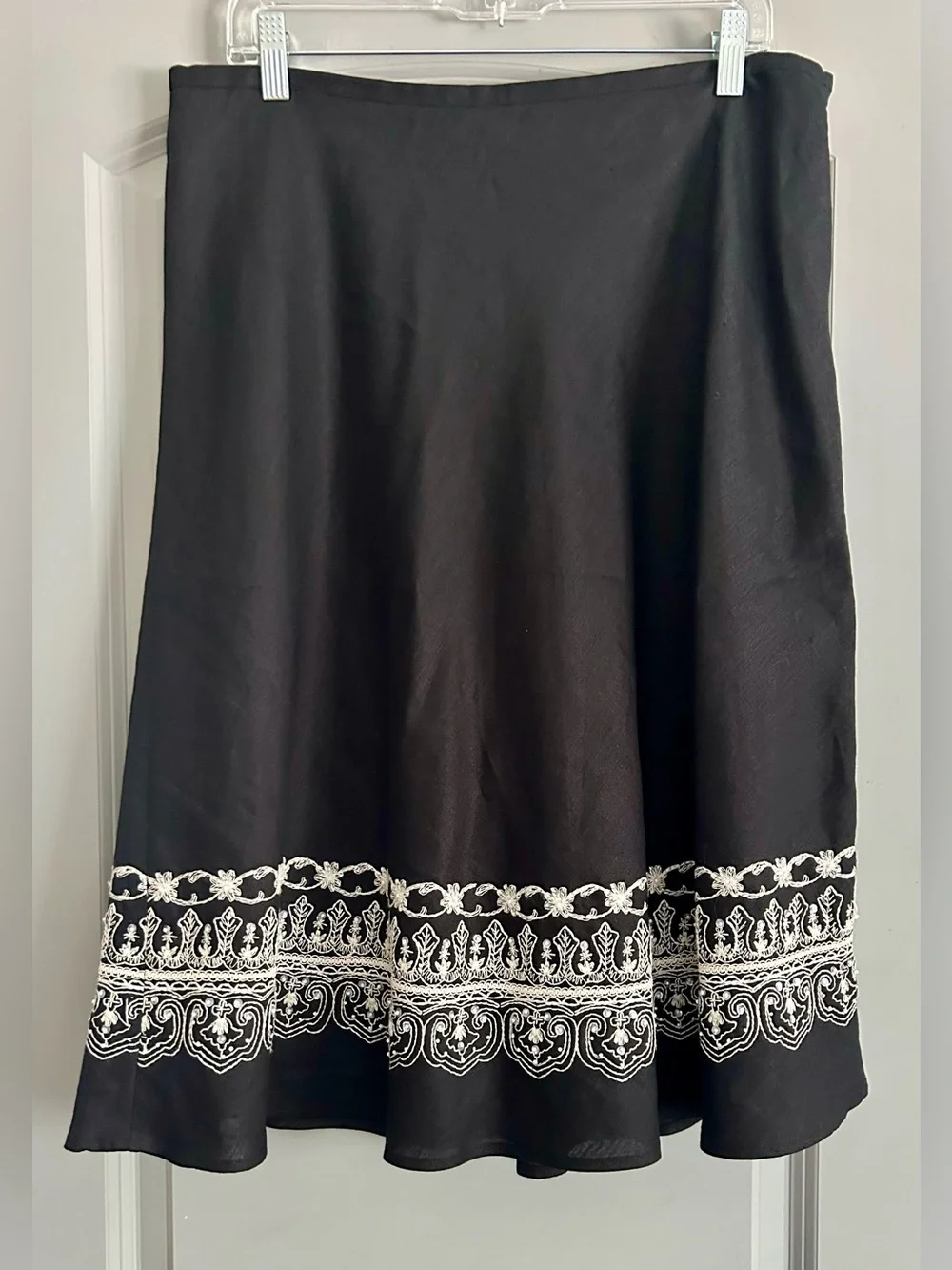 Rafaella Black Linen Blend Embroidered Midi Skirt Size 14 Boho Floral Sequin Hem